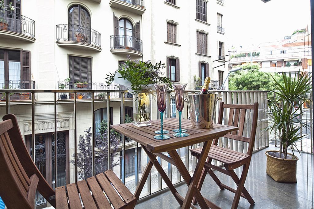 Apartment Barcelona Rentals - Sarria Apartments Near Center Exterior photo